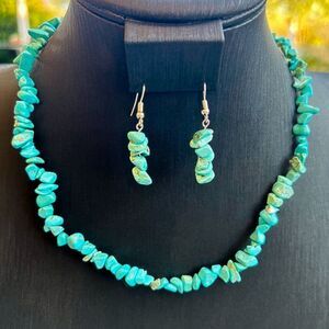 Vintage 80's Hypoallergenic Turquoise Tumbled Stone Necklace & Earring Set